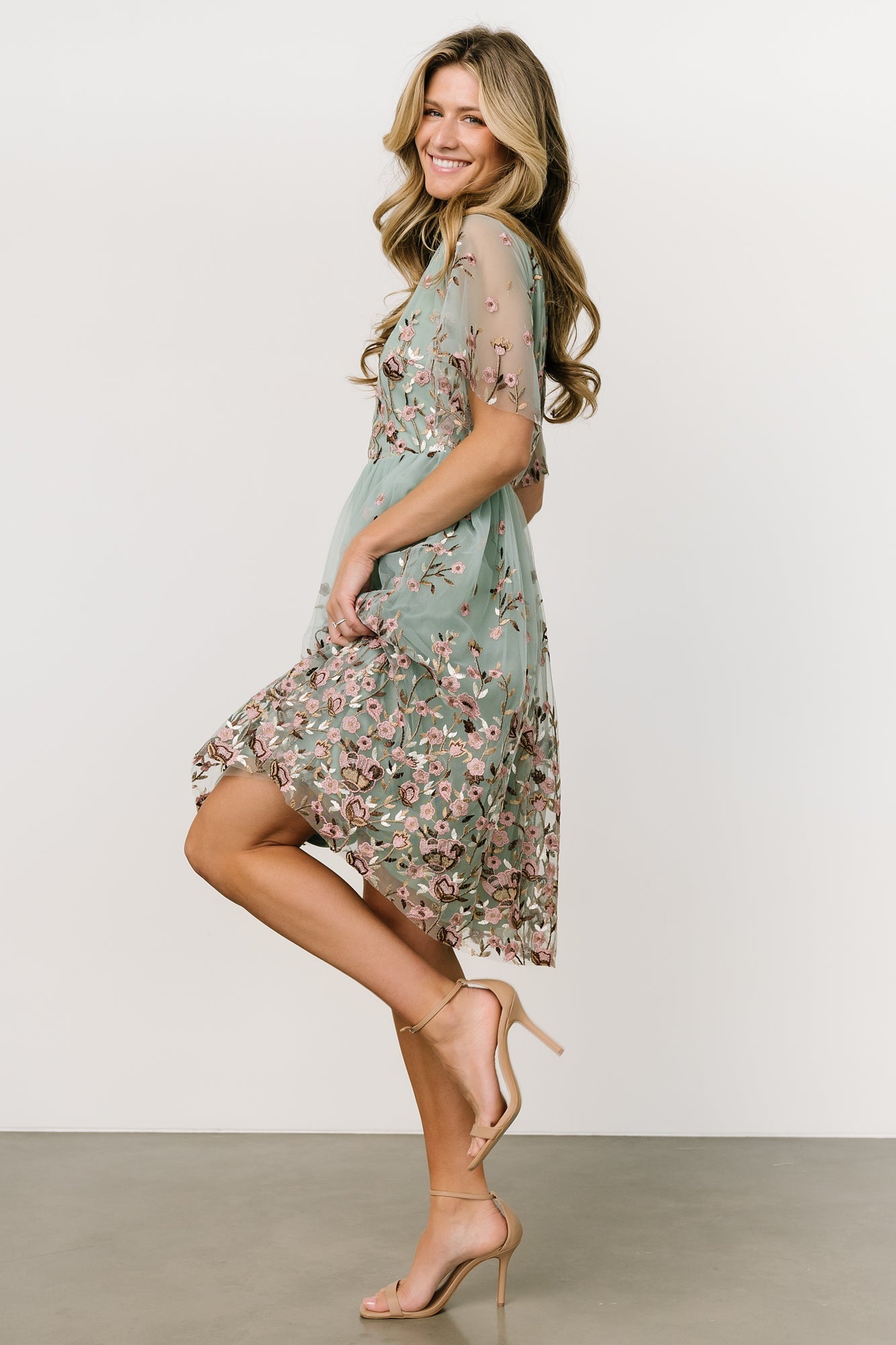d57521bc1c4f67f75dc4df7638764fd5.jpg